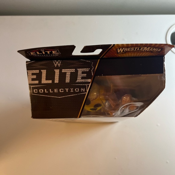 Dusty Rhodes WWE WrestleMania Elite Collection BAF Mean Gene Okerlund - Picture 6 of 7